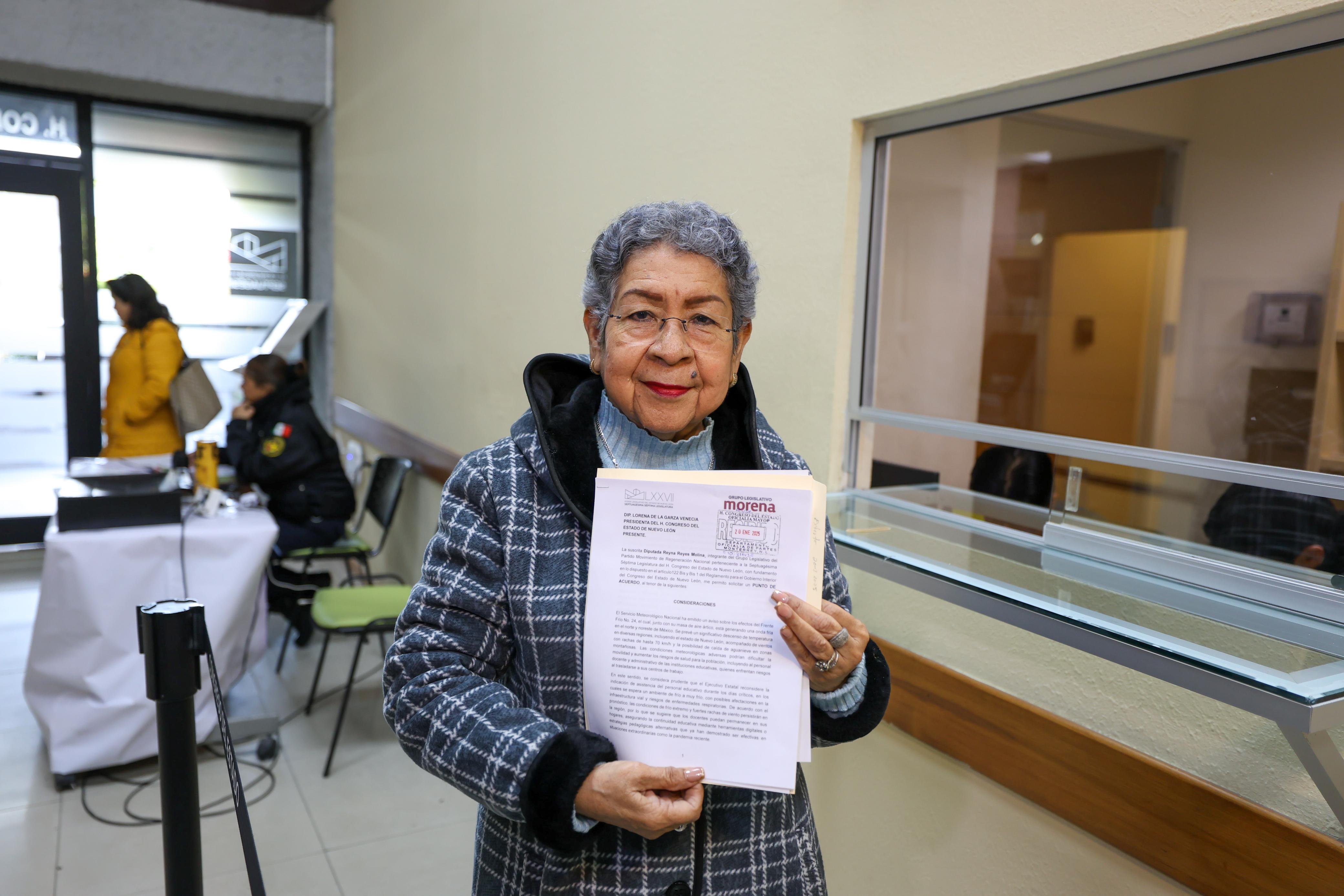 Diputa Reyna Reyes pide a Samuel García suspender clases para permitir falta a maestros y alumnos por temperaturas gélidas en Monterrey
