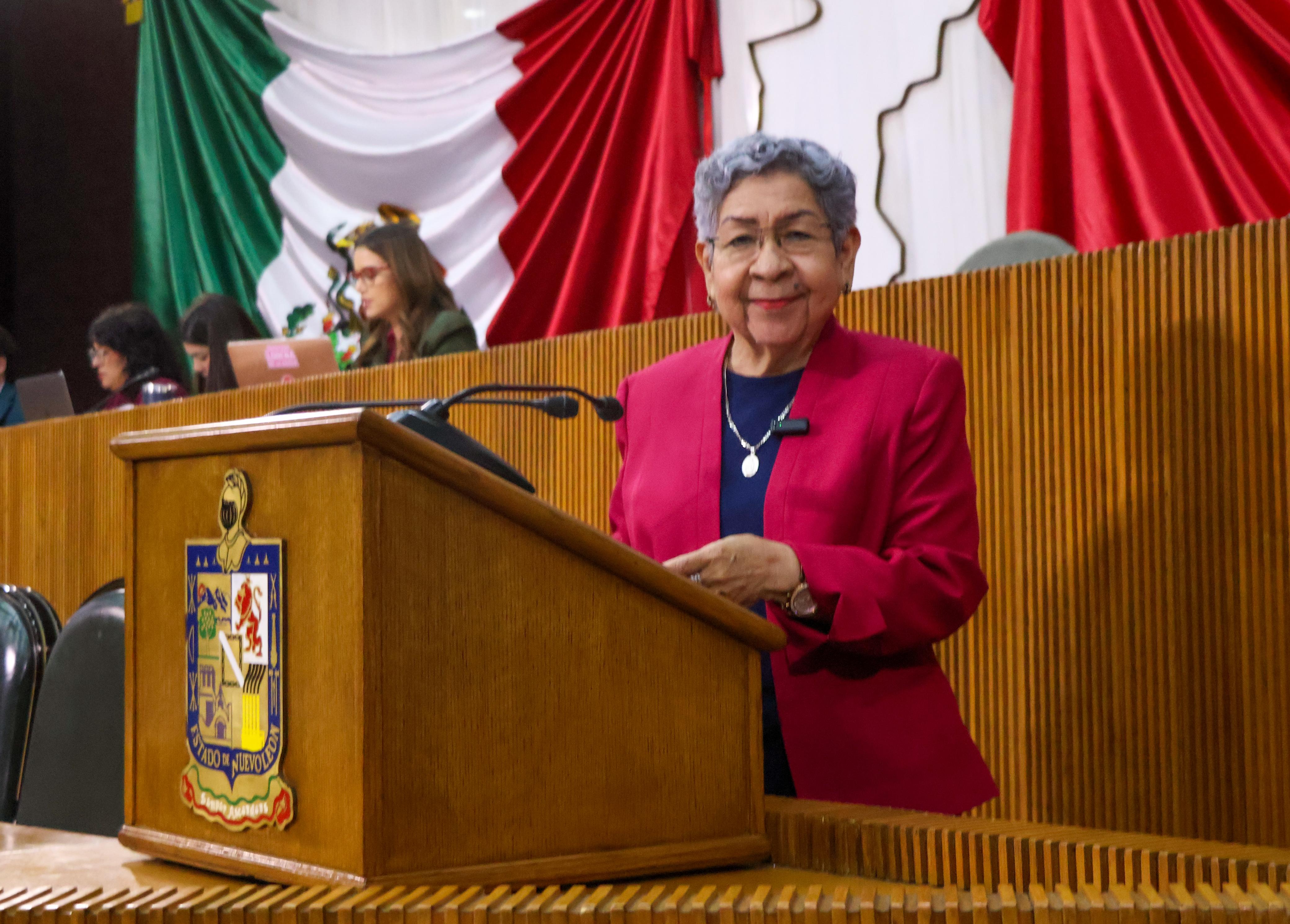 DIPUTADA REYNA REYES EXHORTA A LA SECRETARÍA DE EDUCACIÓN A INFORMAR SOBRE RESULTADOS DEL PROGRAMA «NUEVO LEÓN APRENDE»