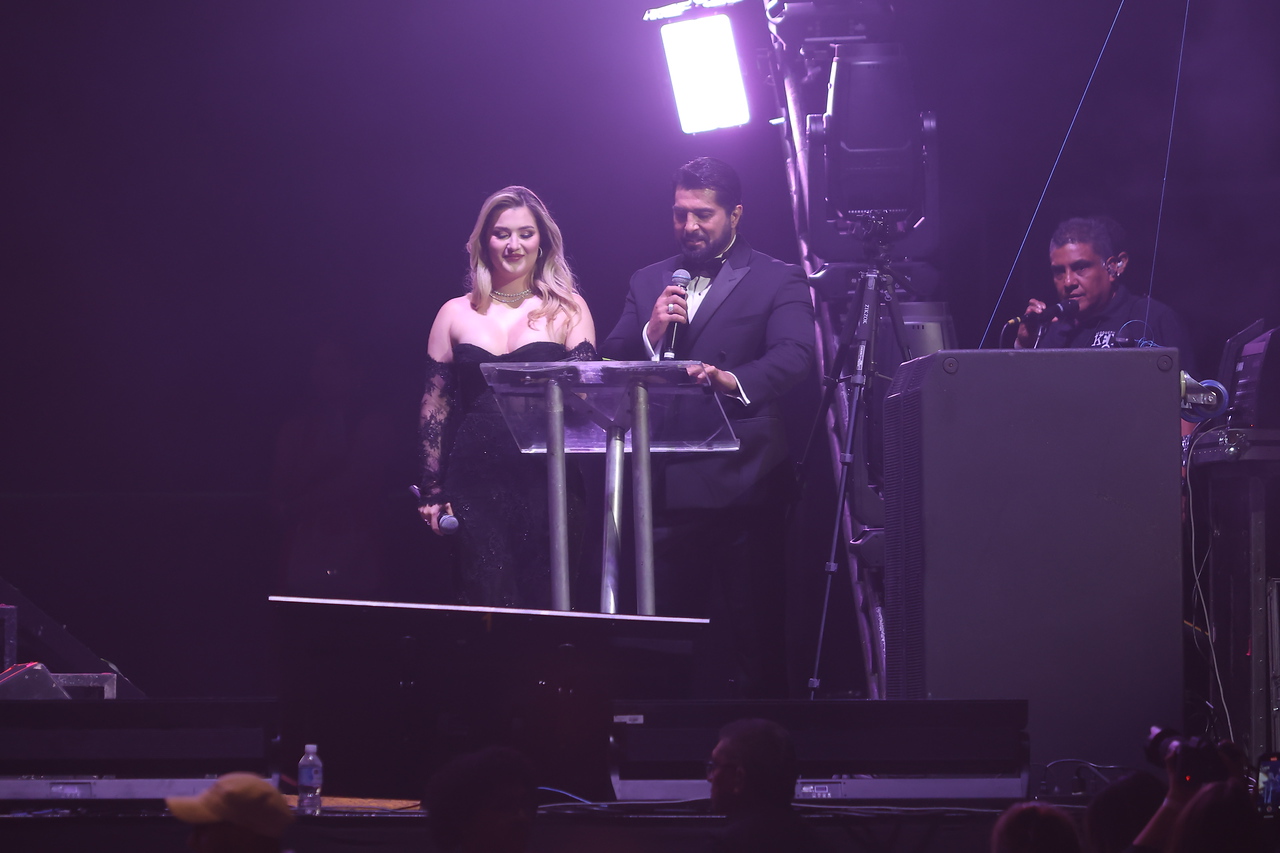 La Sonora Santanera celebra 70 años en Monterrey con invitados de lujo y un público incansable