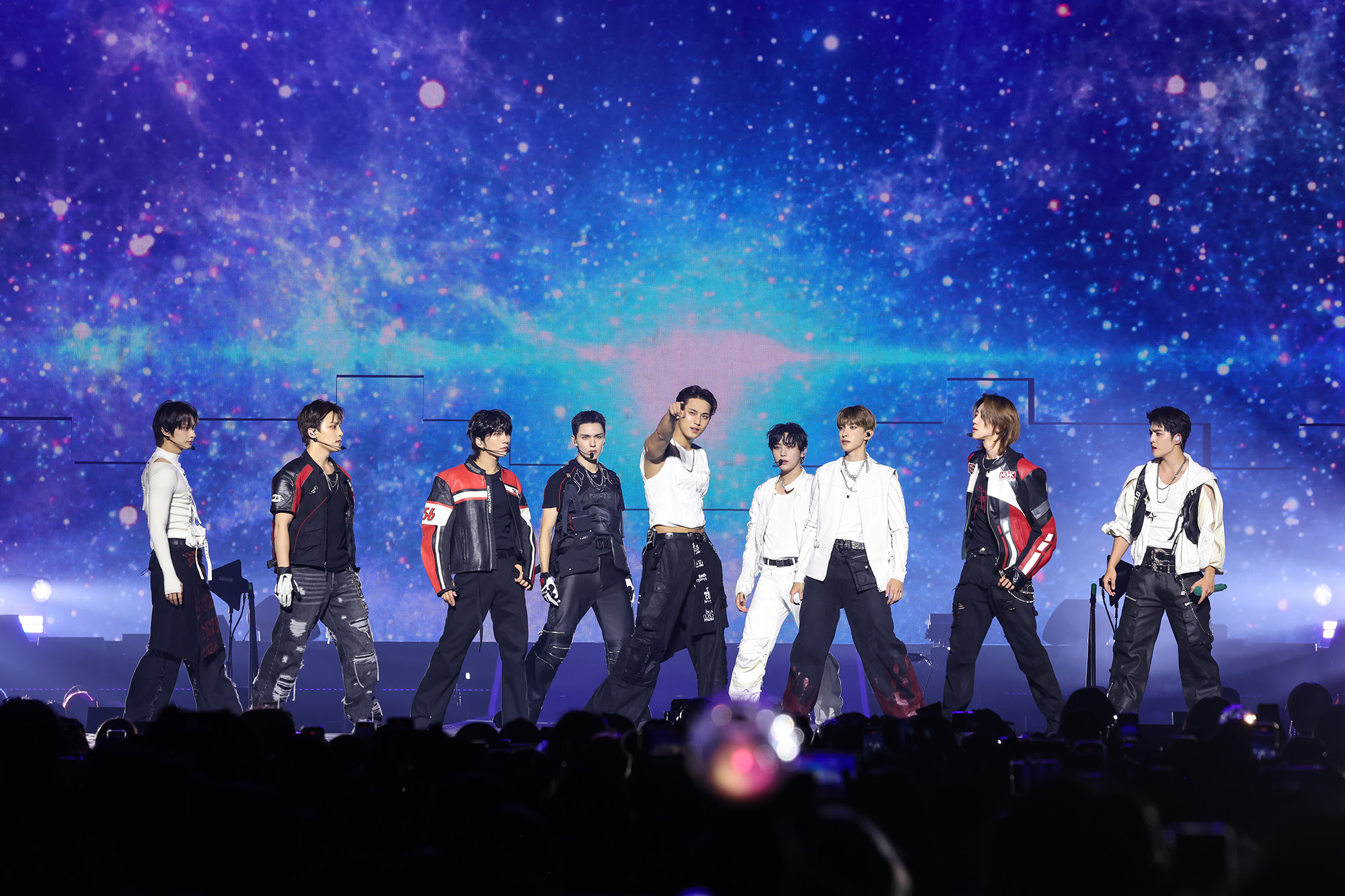 💎 SEVENTEEN arranca con fuerza su gira mundial SEVENTEEN WORLD TOUR [NEW_] en Estados Unidos