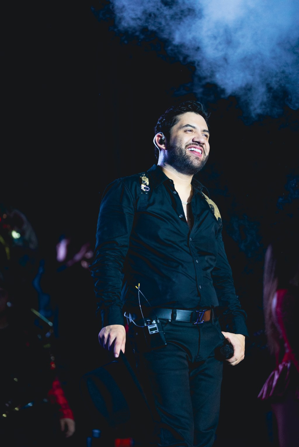 Luis R Conriquez conquista El Salvador y Guatemala con dos conciertos llenos totales este fin de semana