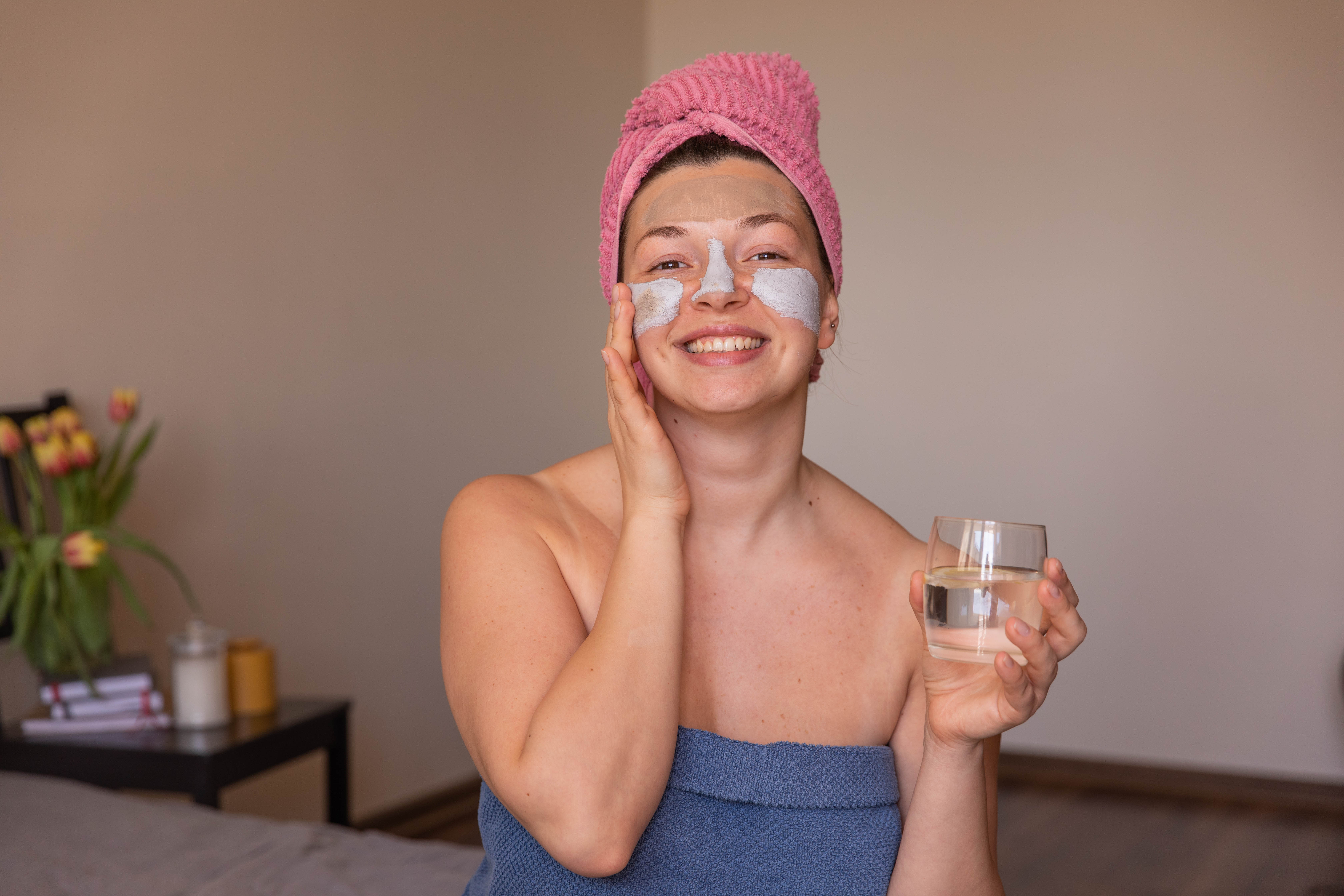 Hidratarse es el nuevo look que domina el wellness este 2026