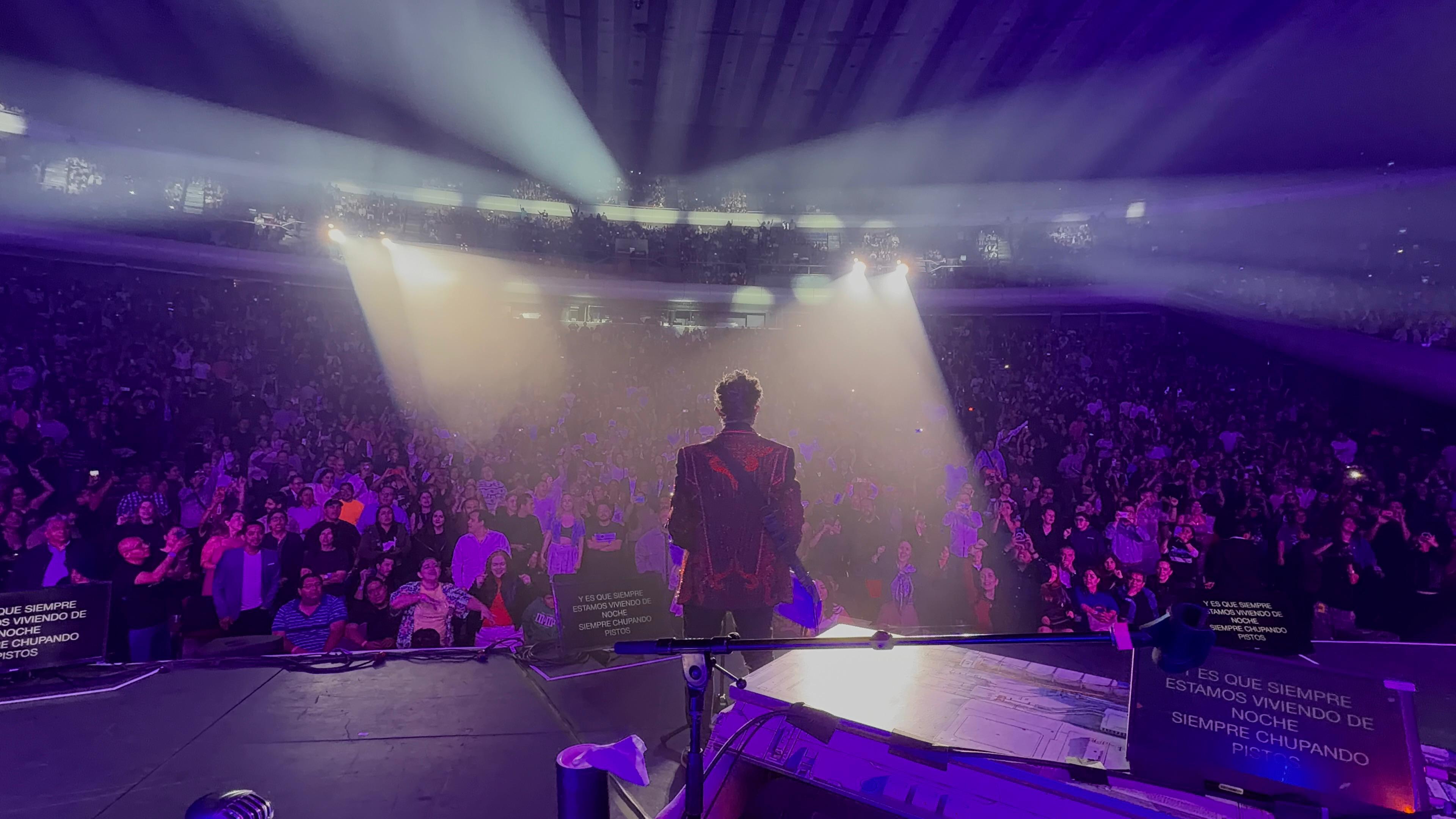 Aleks Syntek conquista el Auditorio Nacional y celebra 35 años de carrera rumbo a su gira internacional