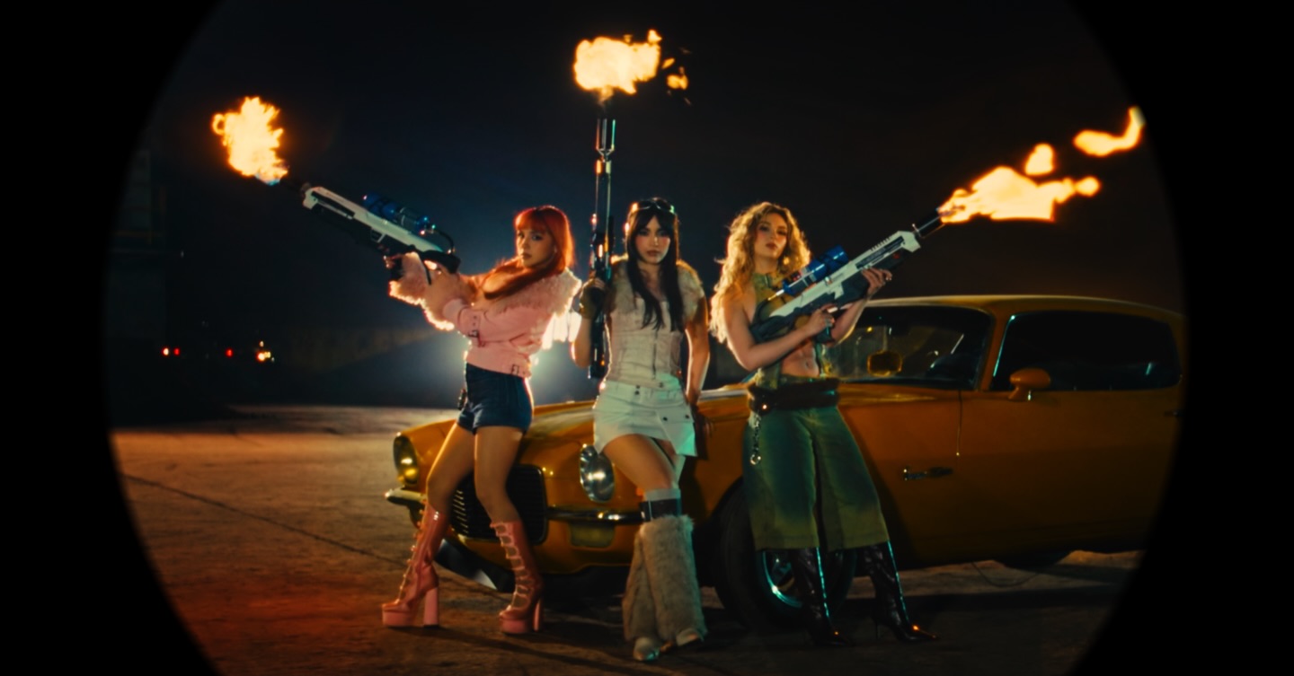 The Warning encenderá Tecate Pa’l Norte 2026 con su nuevo sencillo “Kerosene”