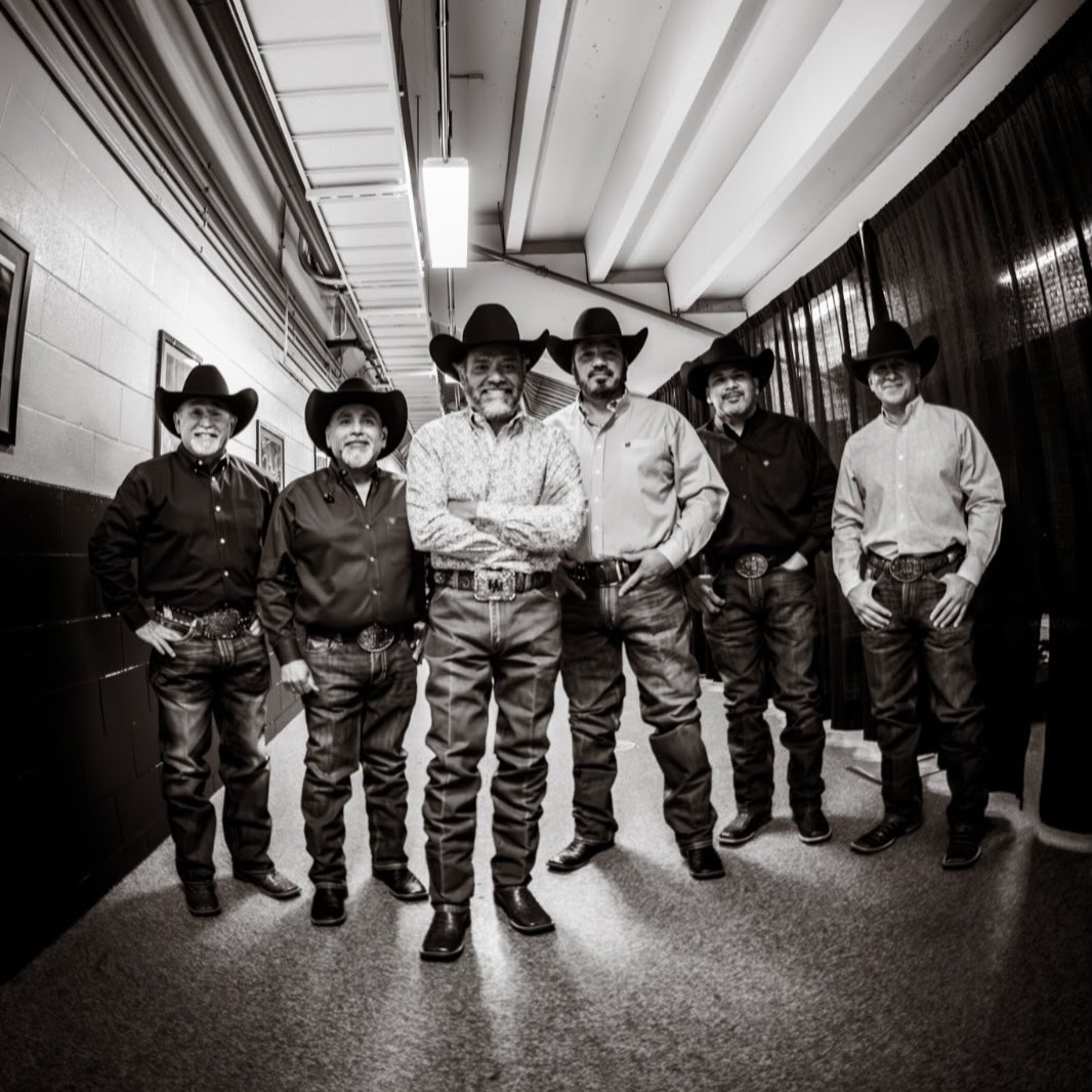 INTOCABLE ARRASA EN CHICAGO CON EL “CULTURA TOUR 2026” 🎶🔥