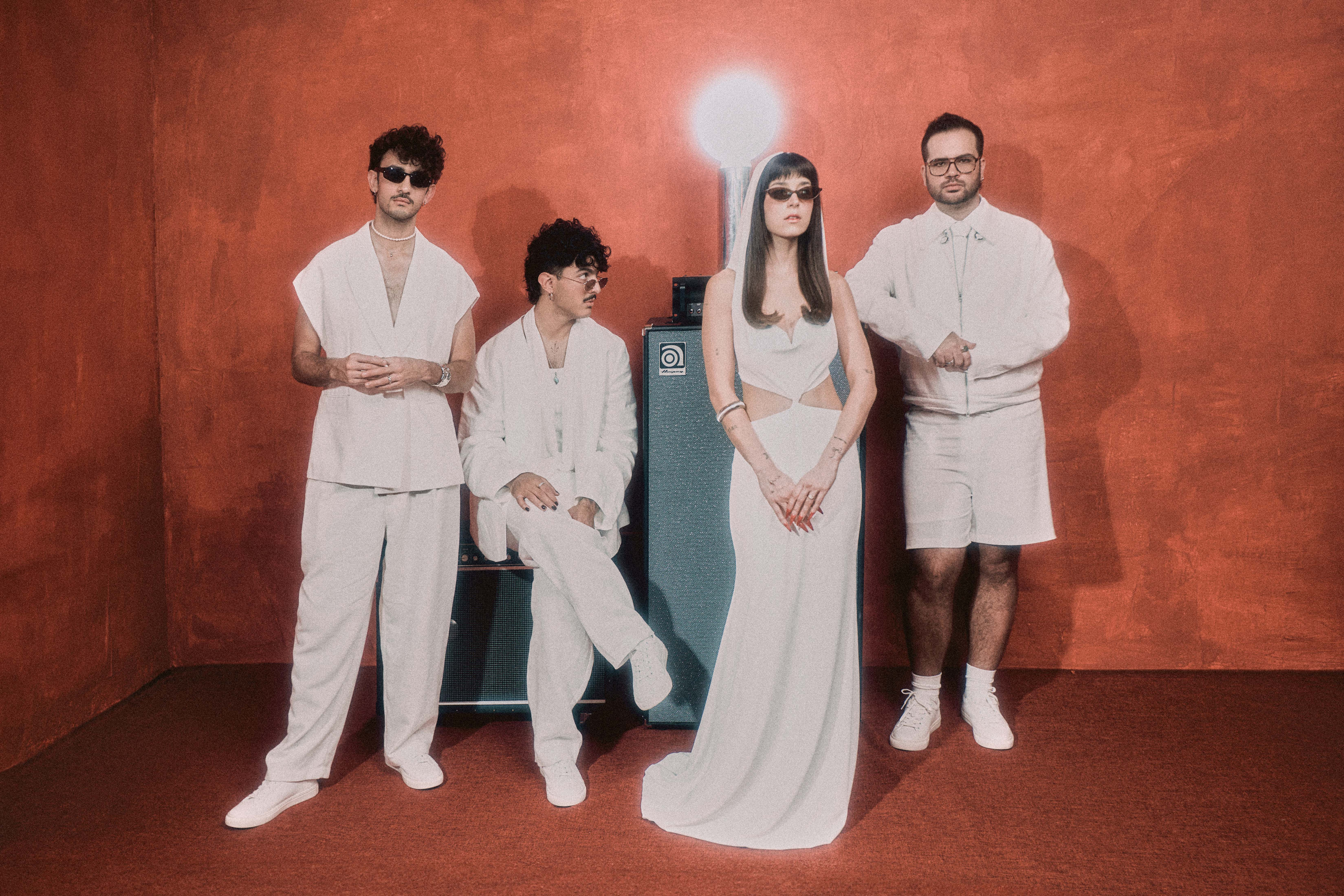 Disco Bahía presenta “Power Ballad” y anuncia concierto en el Auditorio BB de CDMX